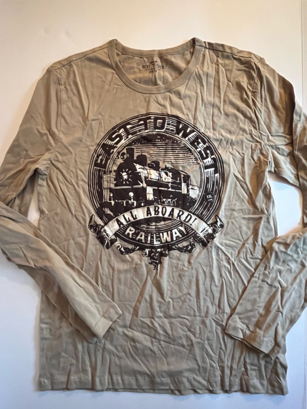 NEW Ruum - Train Graphic LS Tee - Boys Size XXL/16